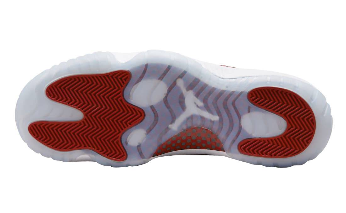 Air Jordan 11 Cherry