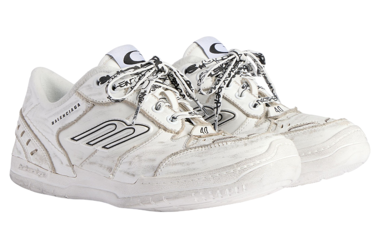 Balenciaga Hamptons Medium Worn-Out WMNS White