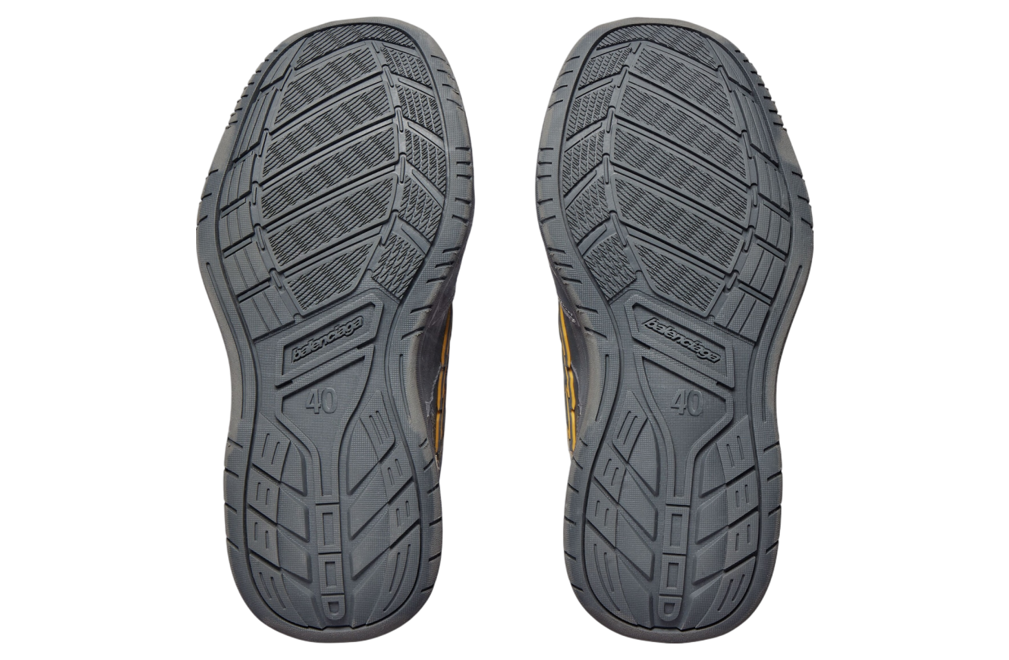 Balenciaga Hamptons Worn-Out Grey / Yellow