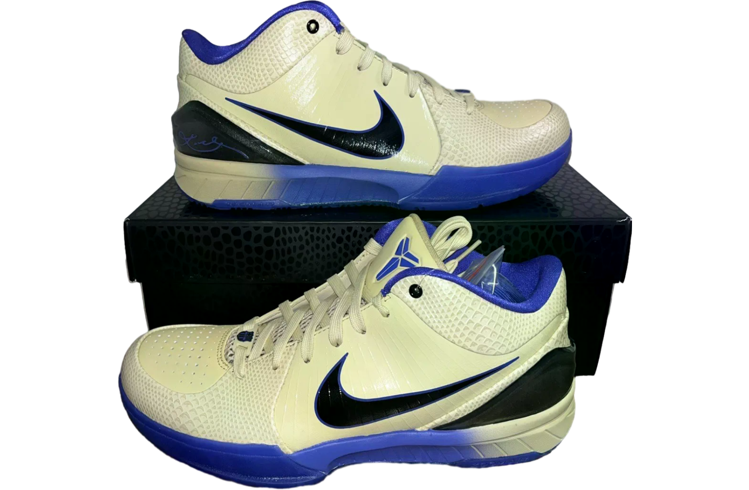 FC Barcelona x Nike Kobe 4 Protro Team Gold / Black
