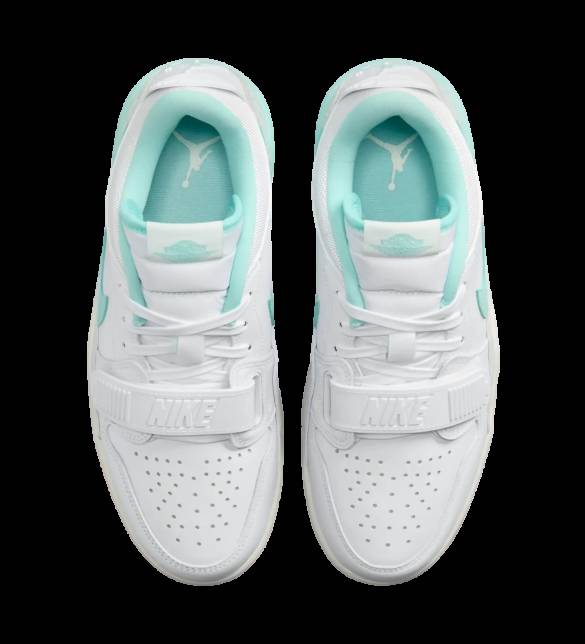 Jordan Legacy 312 Low WMNS Light Dew