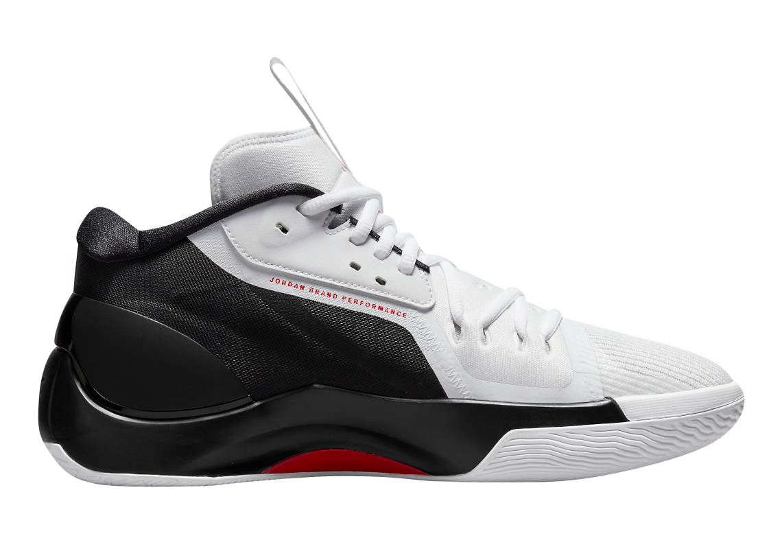 Jordan Zoom Separate Bulls