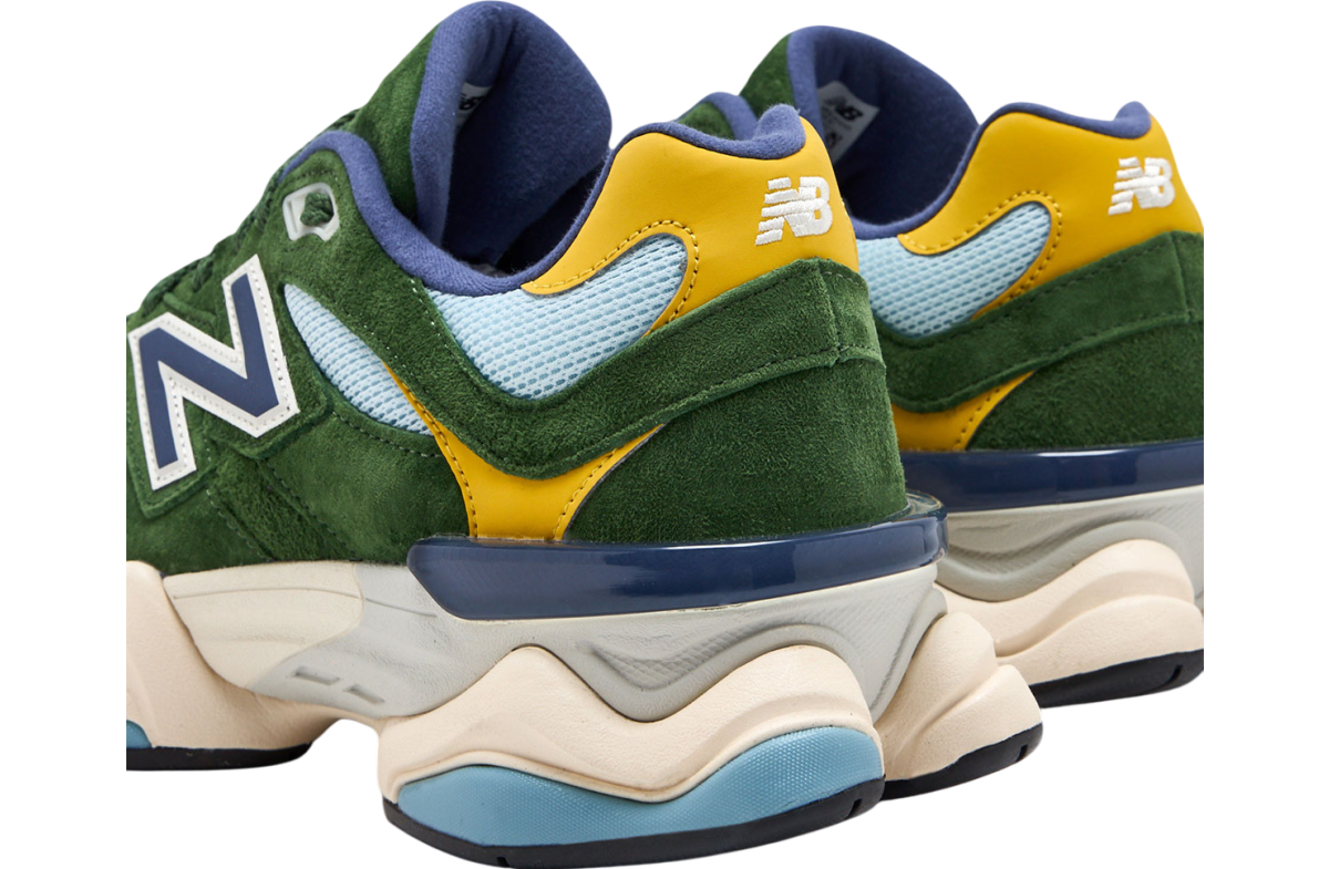 Mens New Balance 9060 Green / Mint