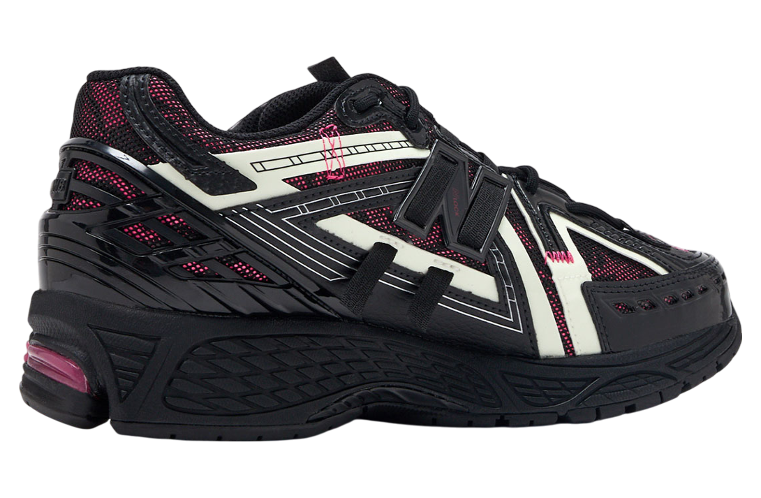 New Balance 1906A Black / Pink