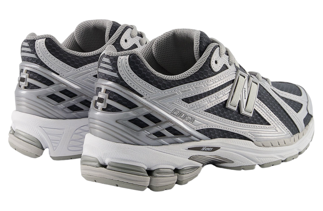 New Balance 1906r Grey / Silver