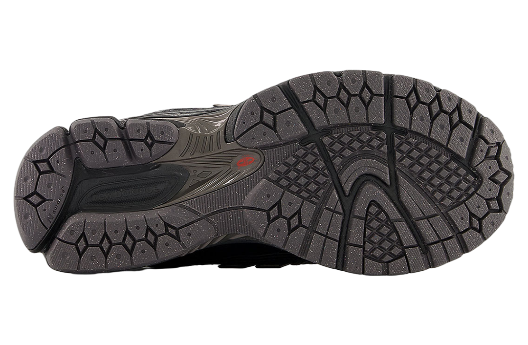 New Balance 1906r Primaloft Black / Metallic Silver