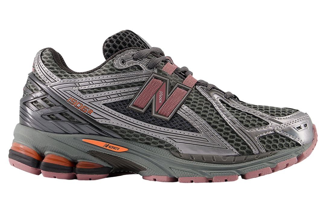 New Balance 1906r Silver Metallic / Pink