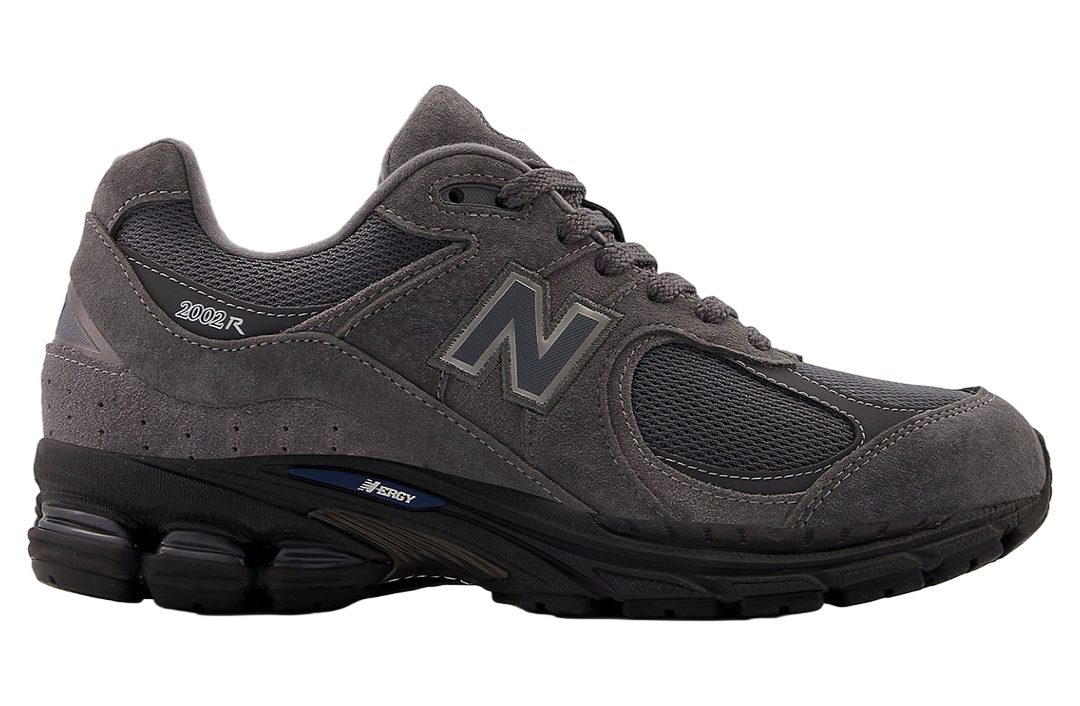 New Balance 2002r Grey / Black