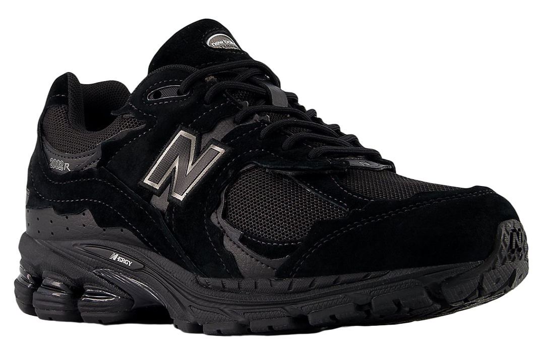 New Balance 2002r Protection Pack Black