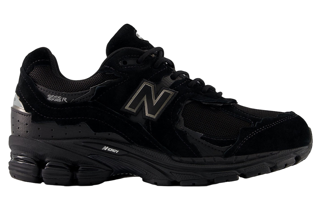 New Balance 2002r Protection Pack Black