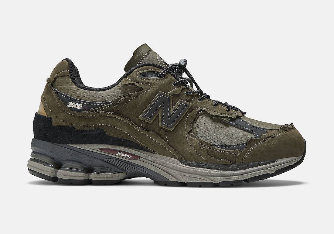 New Balance 2002R Protection Pack Ripstop Dark Moss