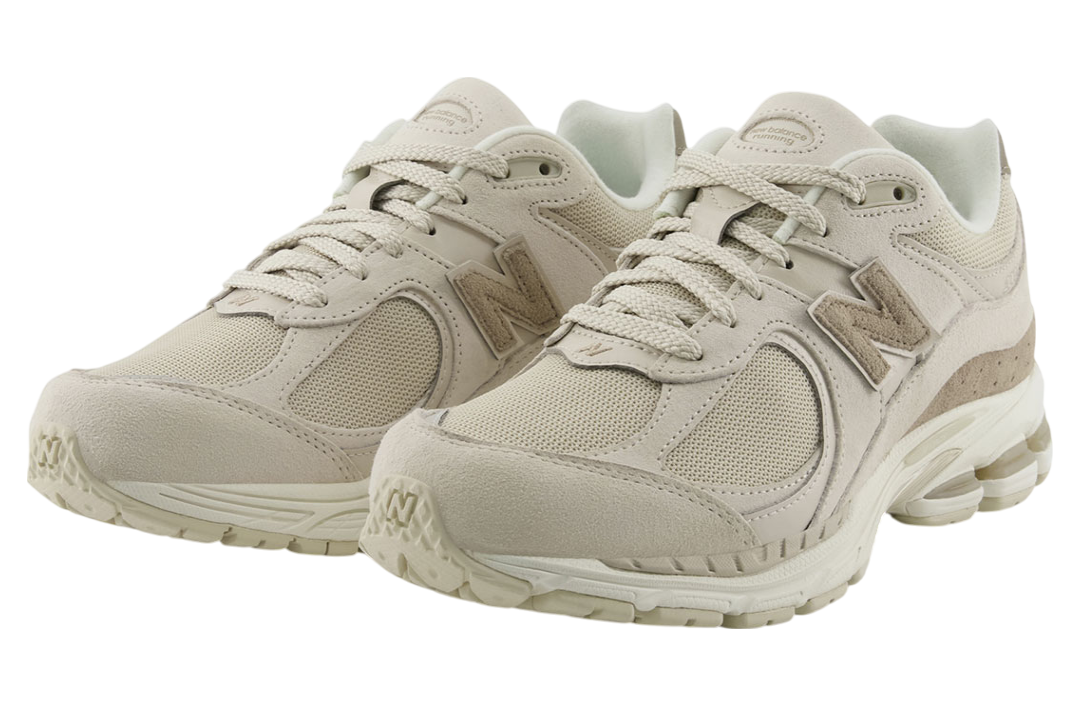 New Balance 2002R Tan / Beige