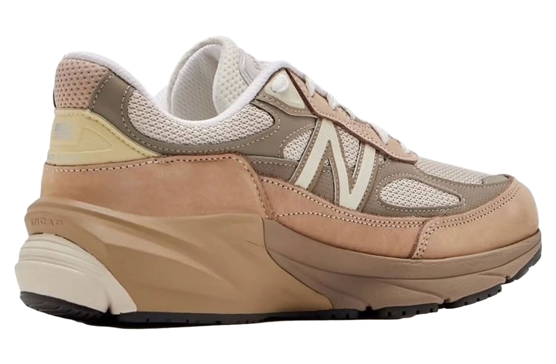 New Balance 990v6 Driftwood / Olive
