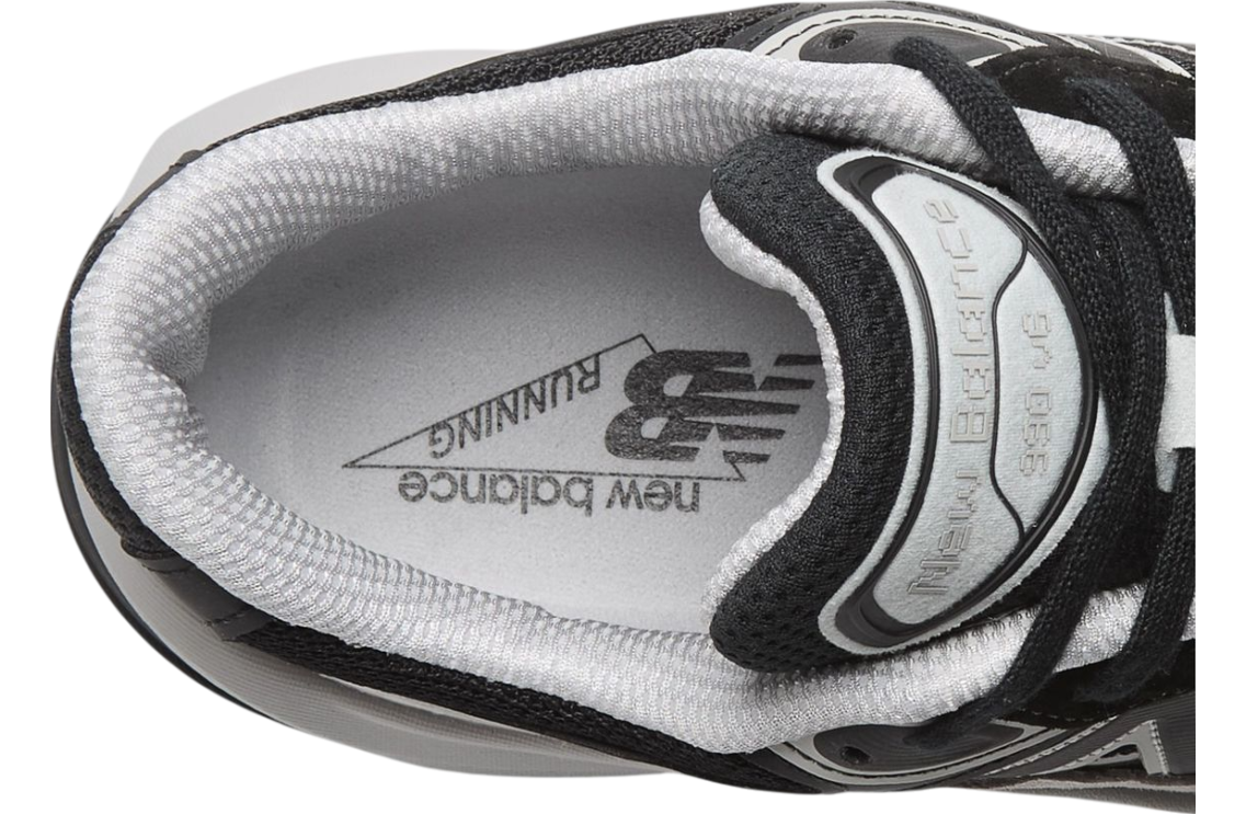 New Balance 990v6 Grey / Black