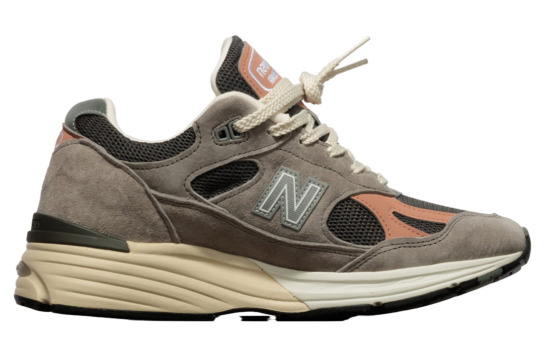 New Balance 991v2 Grey / Salmon