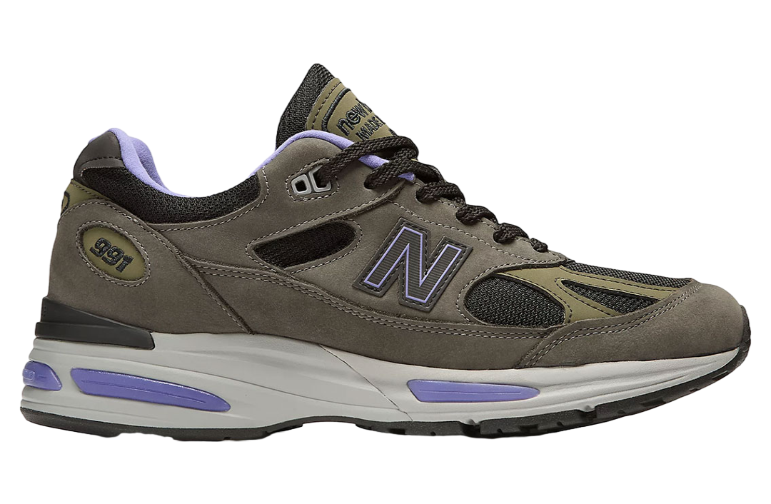 New Balance 991v2 Raven