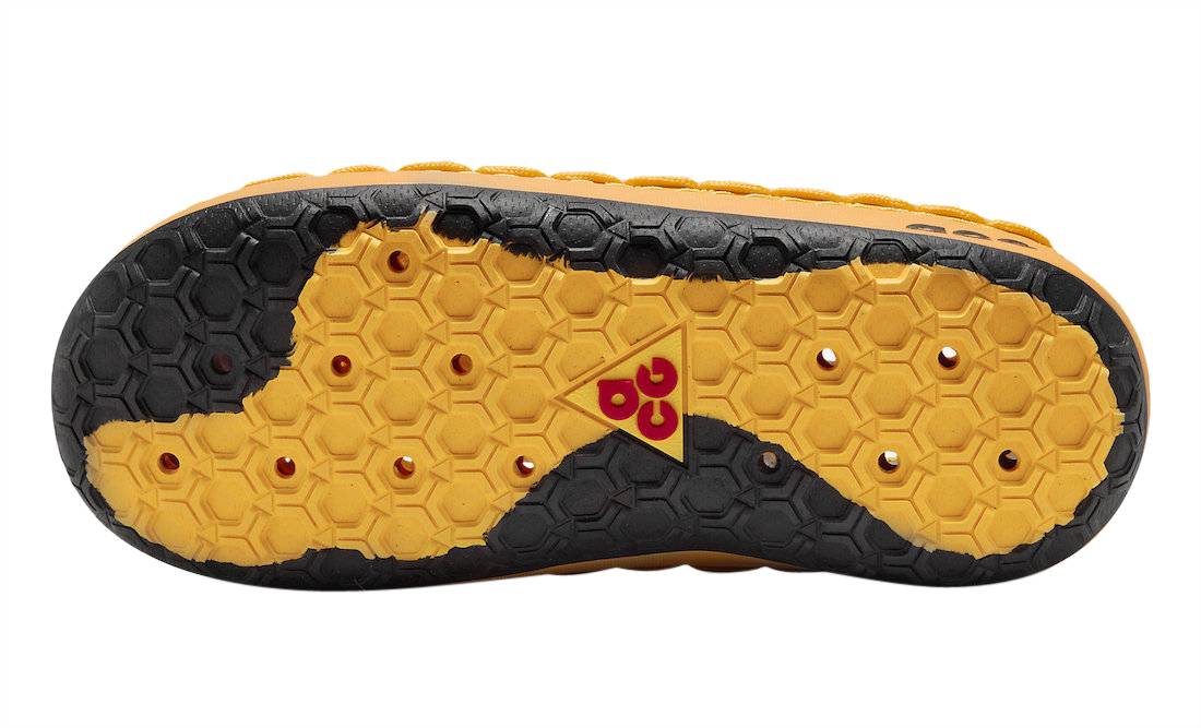Nike ACG Watercat+ University Gold