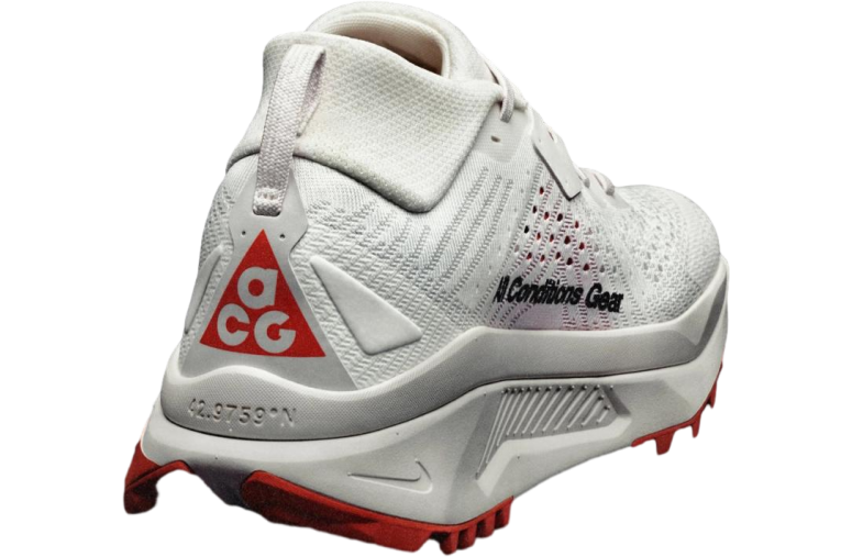 Nike ACG Zegama White / Orange