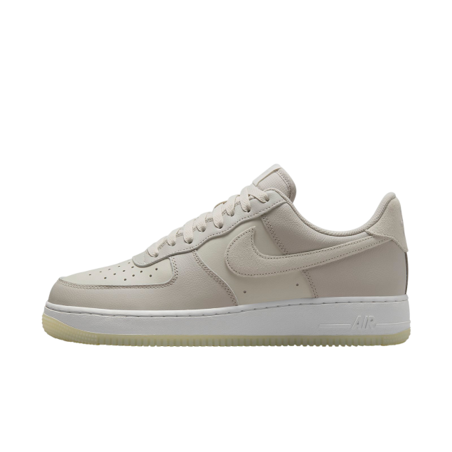 Nike Air Force 1 07 LV8 Light Bone / Summit White