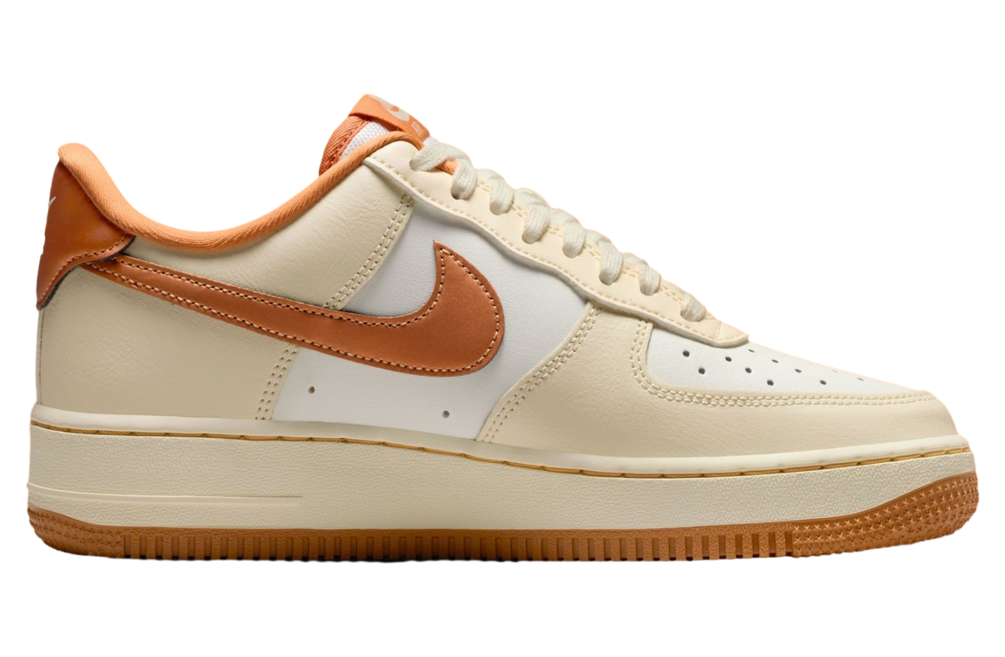 Nike Air Force 1 07 WMNS Coconut Milk / Sail