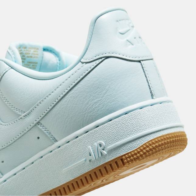 Nike Air Force 1 Low Glacier Blue Gum