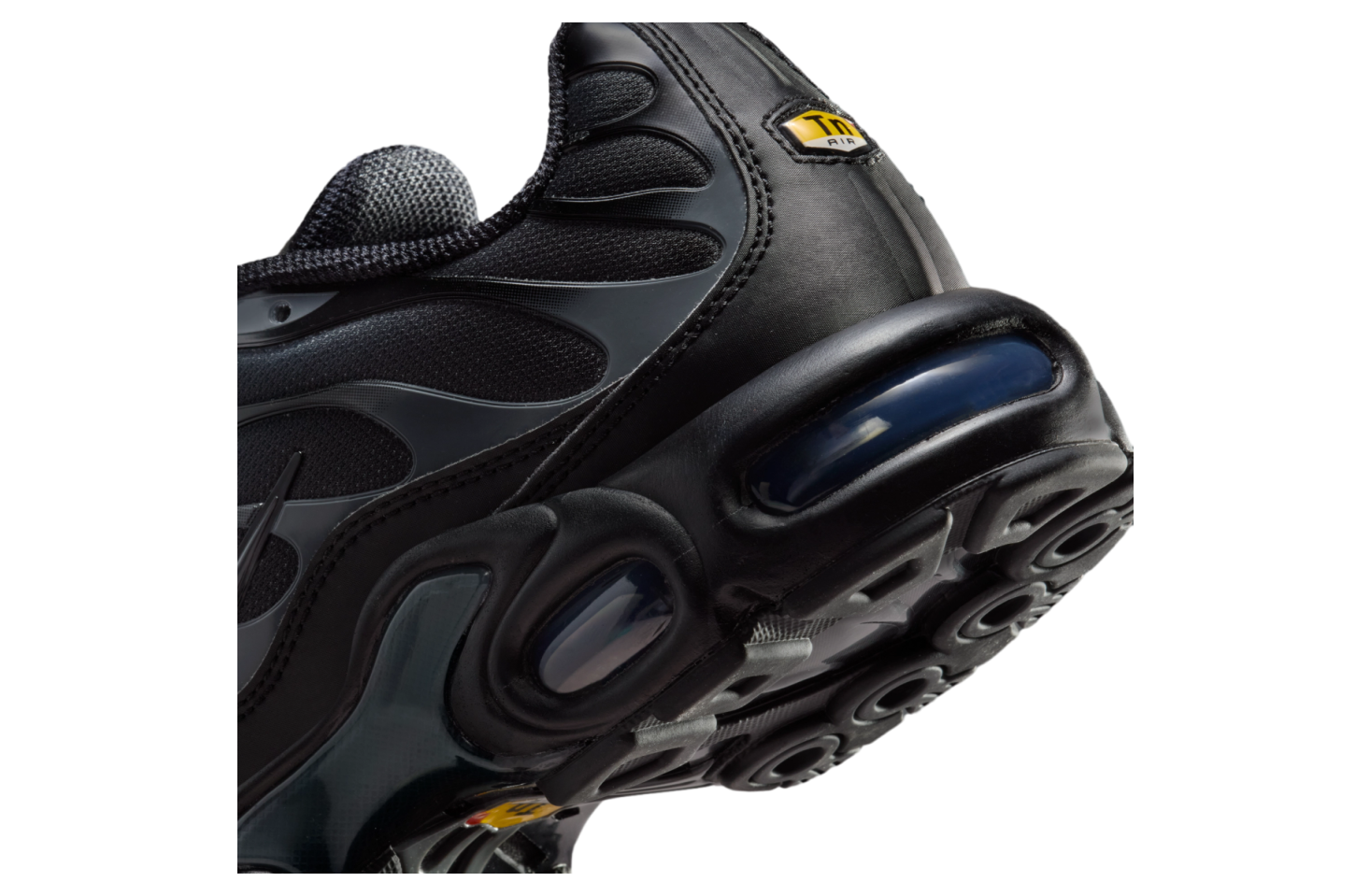Nike Air Max Plus Black / Metallic Silver / Dark Grey