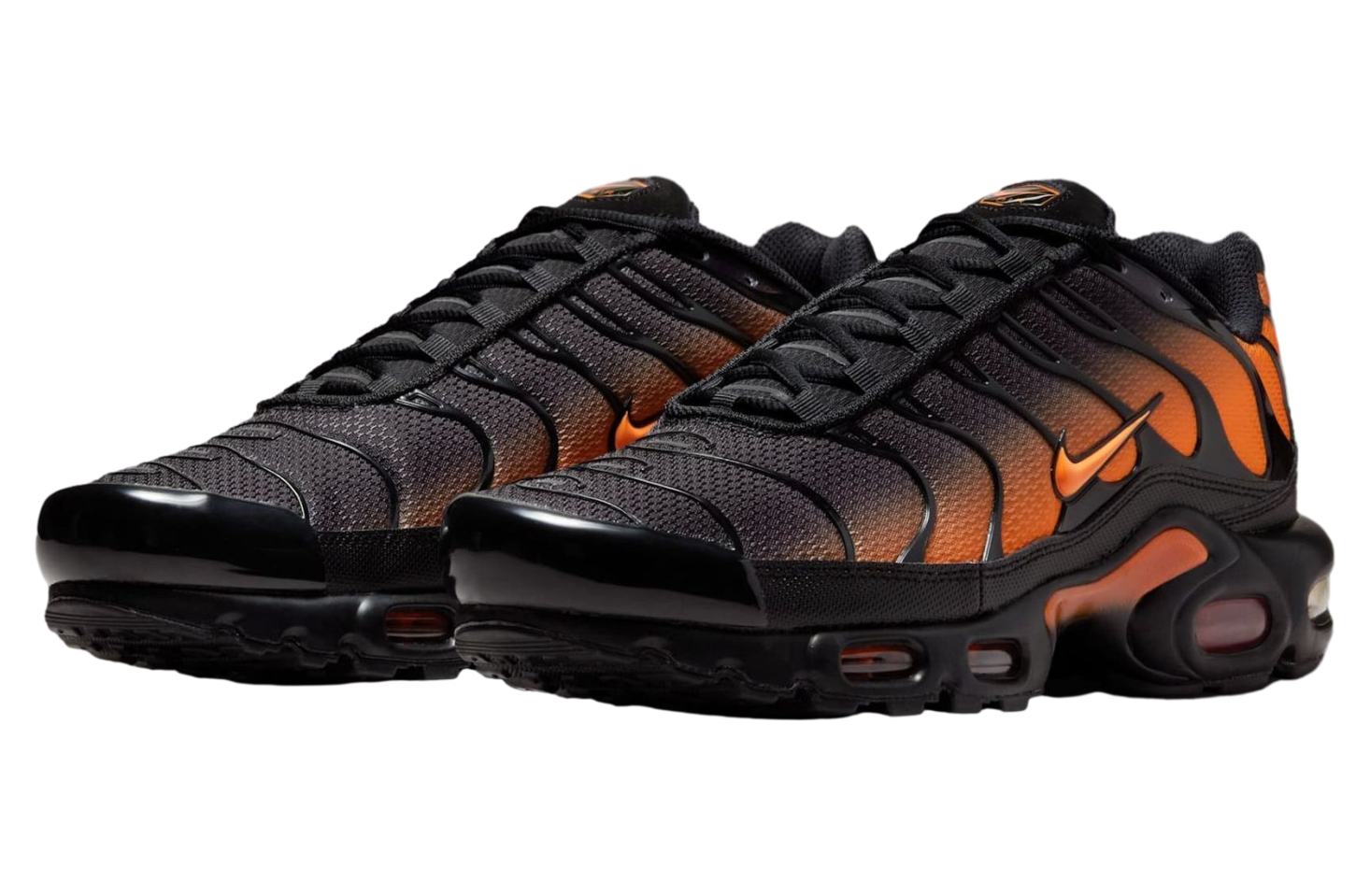 Nike Air Max Plus Black / Total Orange
