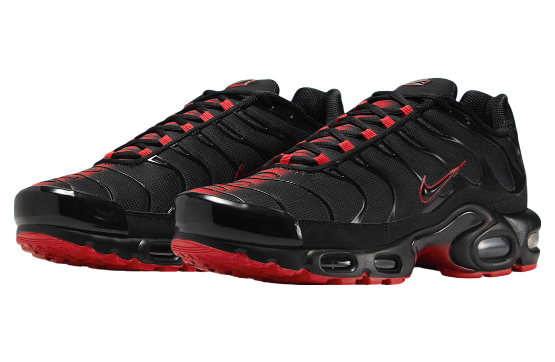Nike Air Max Plus Darth Vader