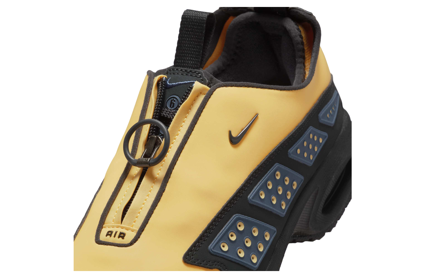 Nike Air Max SNDR WMNS Saturn Gold / Diffused Blue