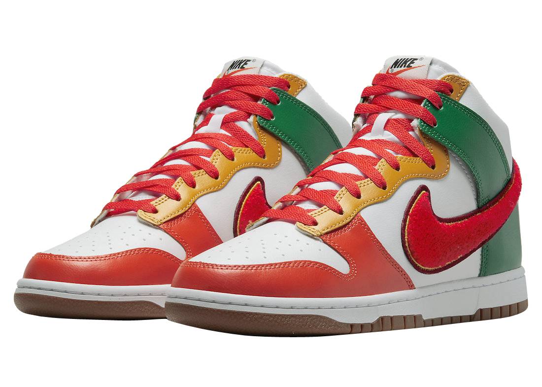Nike Dunk High Chenille Swoosh