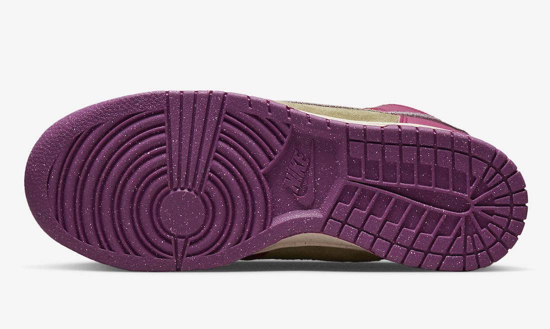 Nike Dunk High Dynamic Berry