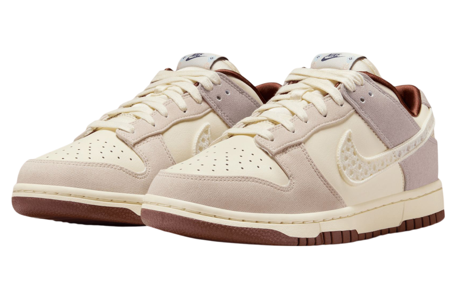 Nike Dunk Low Crochet Swoosh Soft Pearl / Malt