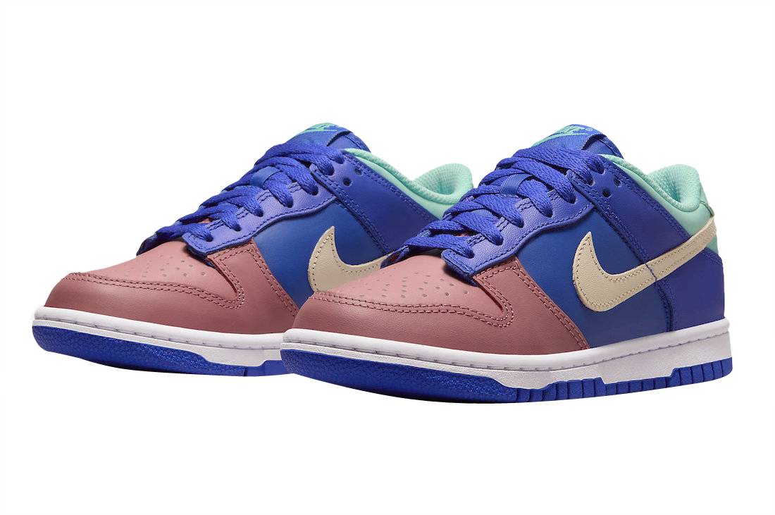 Nike Dunk Low GS Salmon Toe