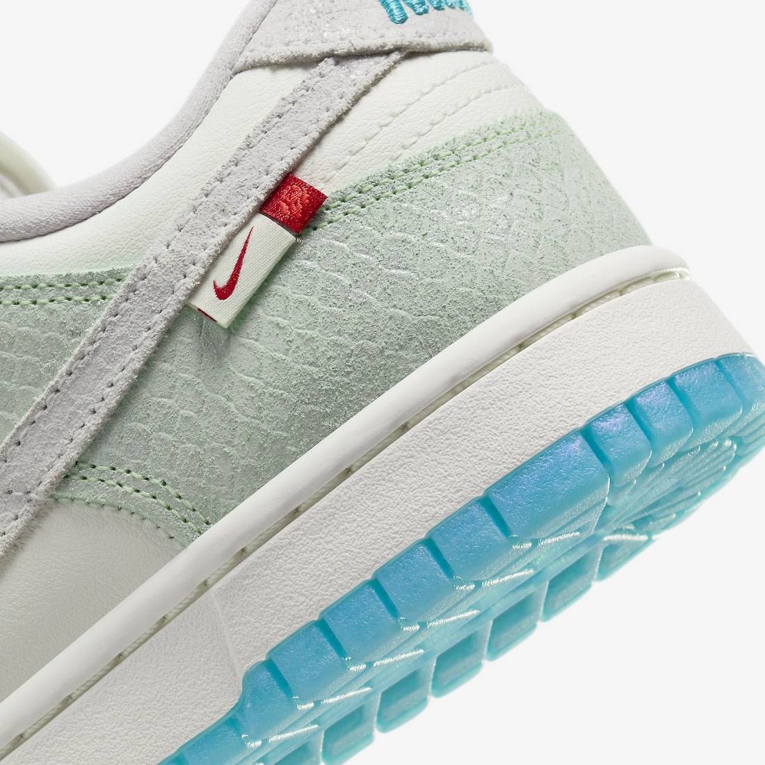 Nike Dunk Low LX WMNS Just Do It Dusty Cactus