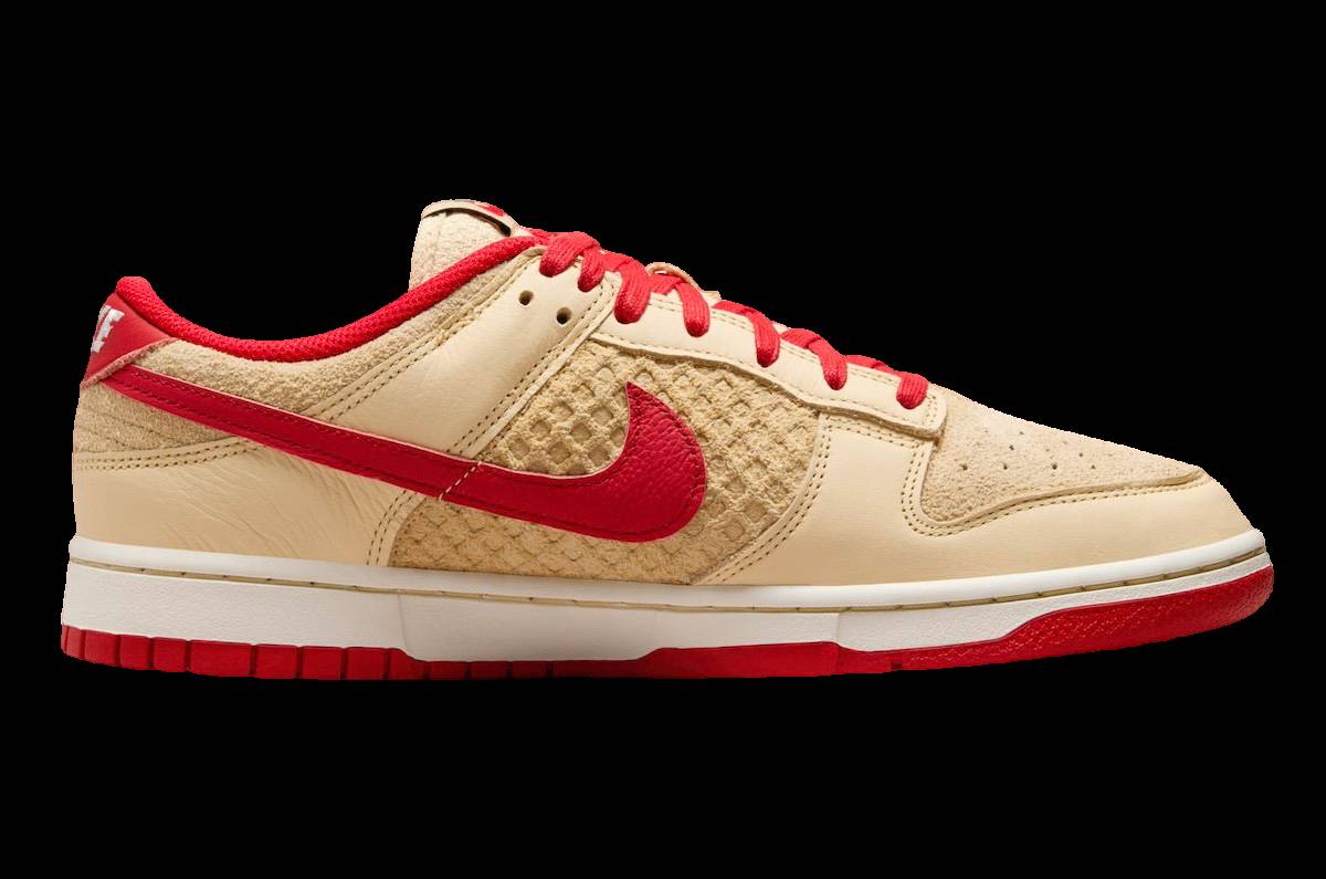 Nike Dunk Low Strawberry Waffle