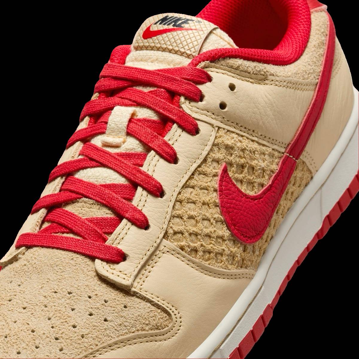 Nike Dunk Low Strawberry Waffle