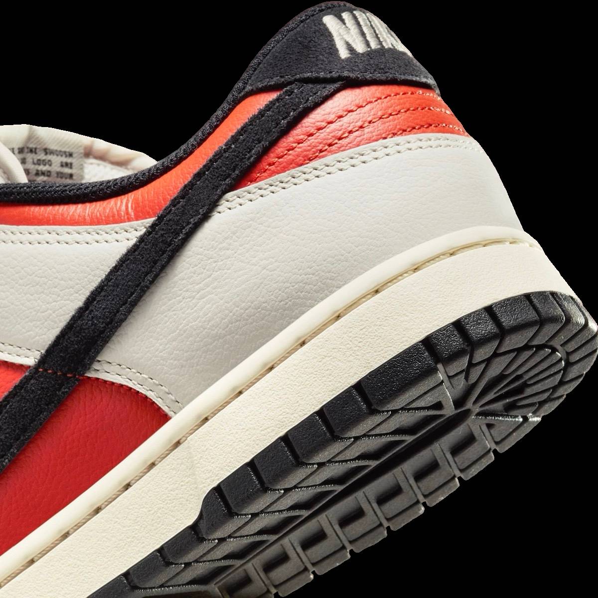 Nike Dunk Low Vintage Coral