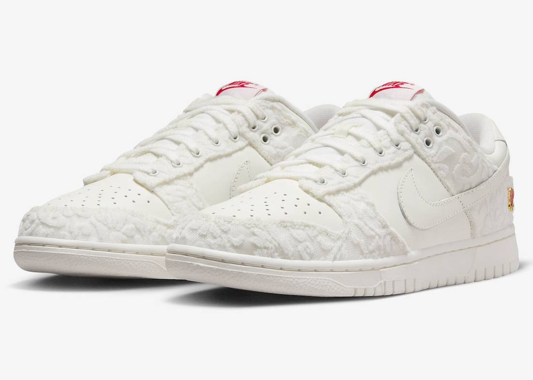 Nike Dunk Low WMNS Give Her Flowers
