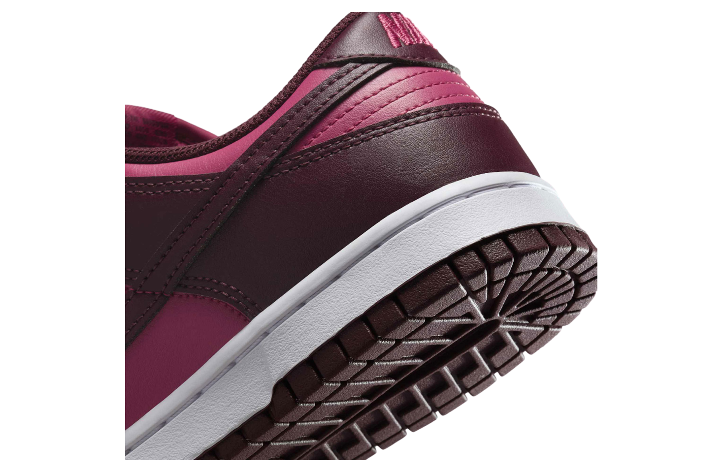 Nike Dunk Low WMNS Maroon Pink