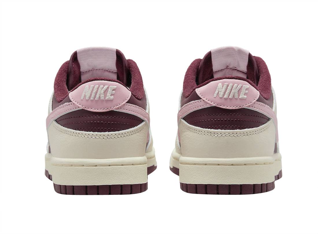 Nike Dunk Low WMNS Valentine’s Day