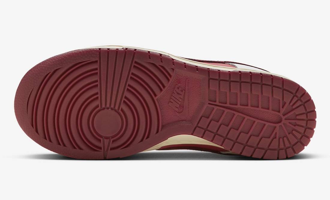 Nike Dunk Low WMNS Valentine’s Day Sail