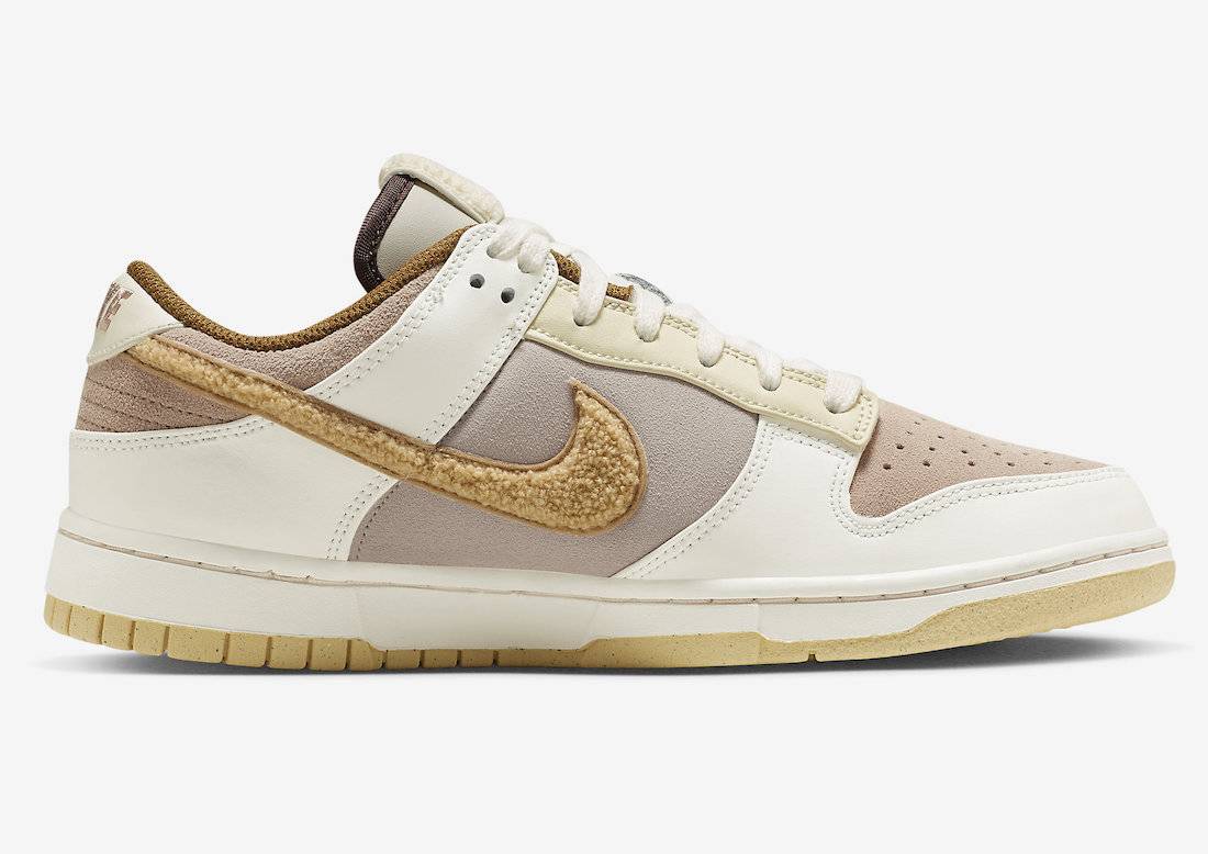 Nike Dunk Low Year Of The Rabbit Brown