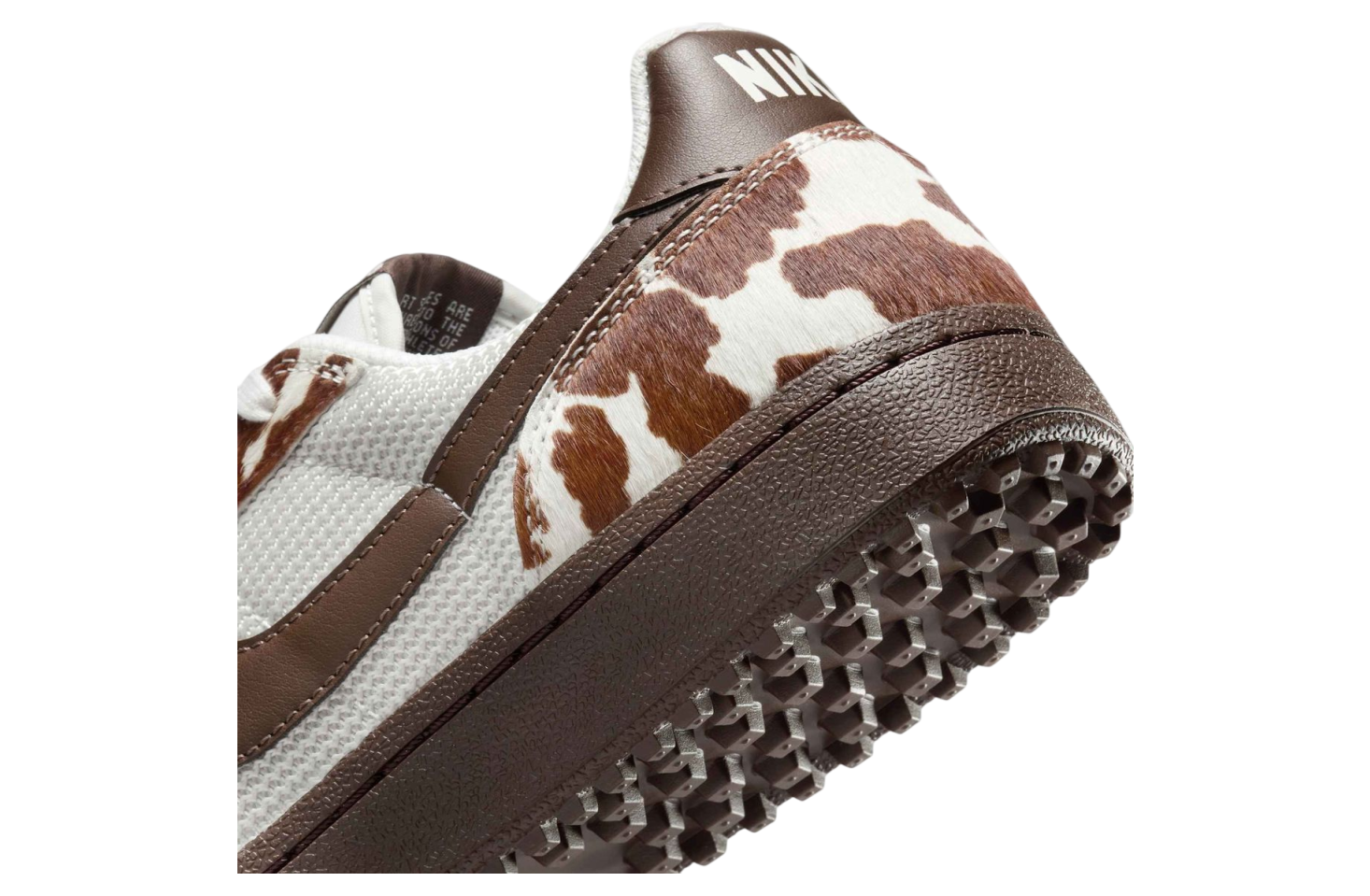 Nike Field General WMNS Phantom / Baroque Brown