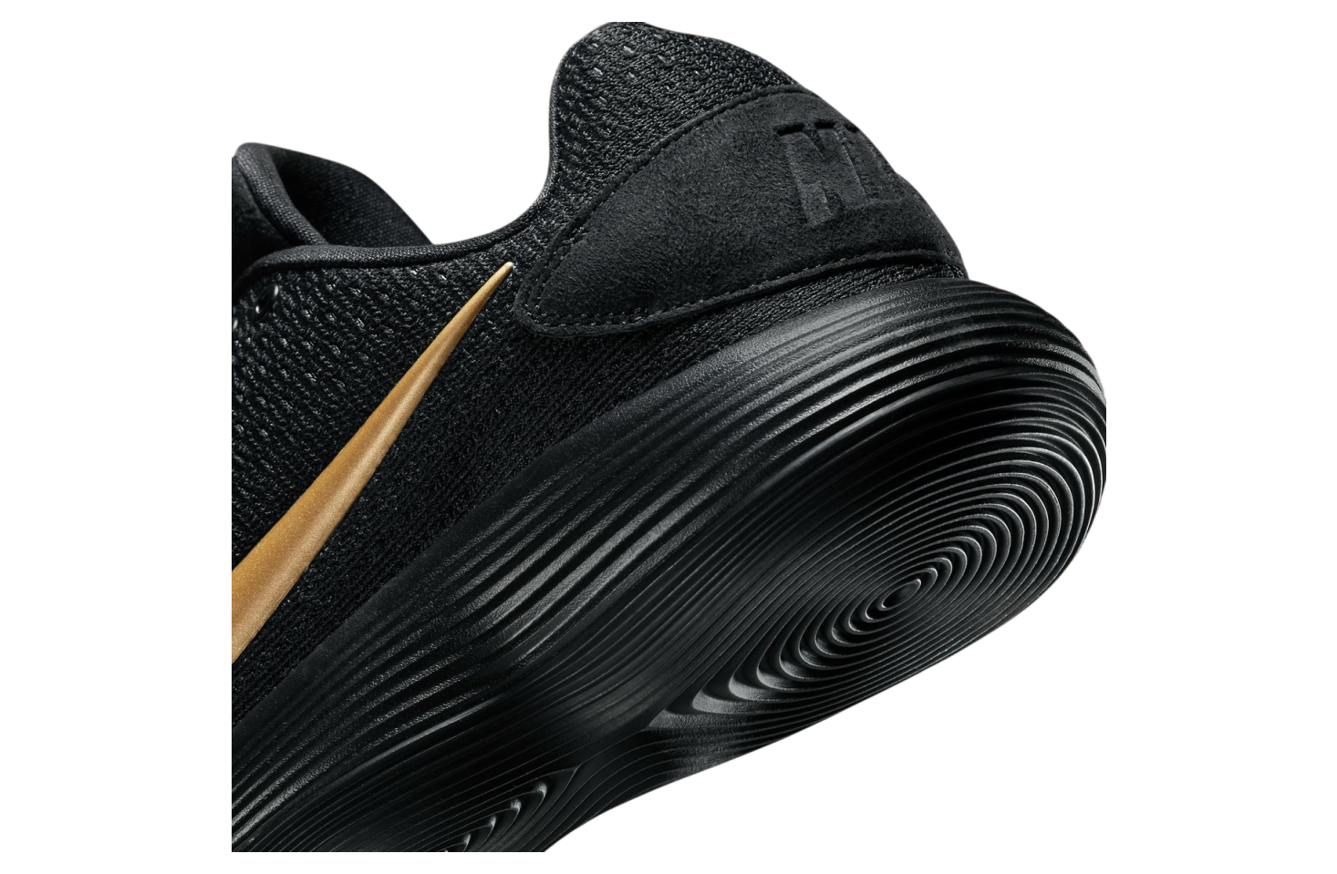 Nike Hyperdunk 2017 Low Black / Gold