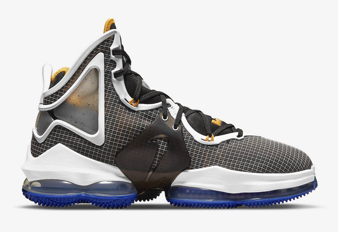 Nike LeBron 19 Hardwood Classic