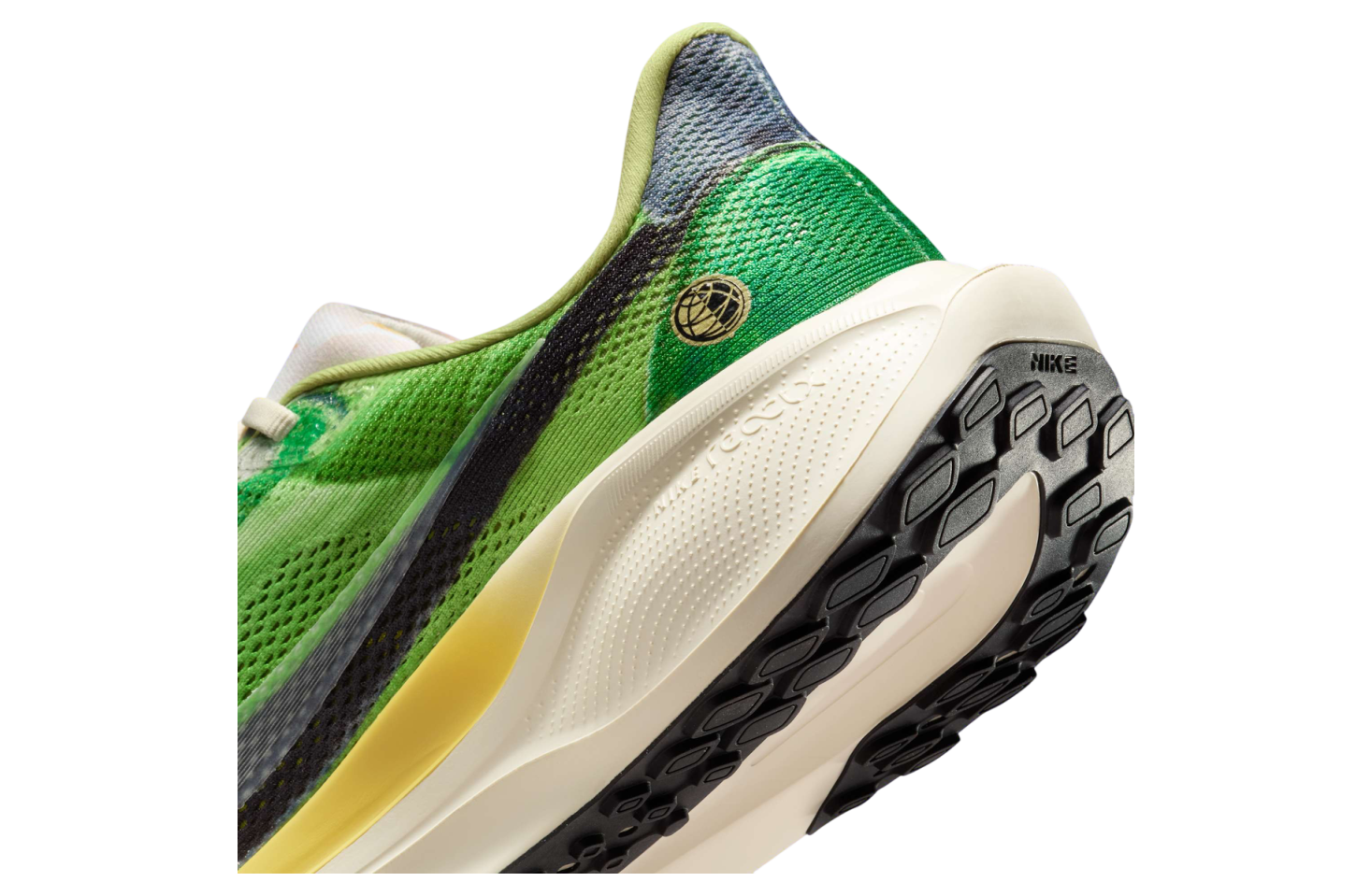 Nike Pegasus 41 Vivid Green / Dark Apple