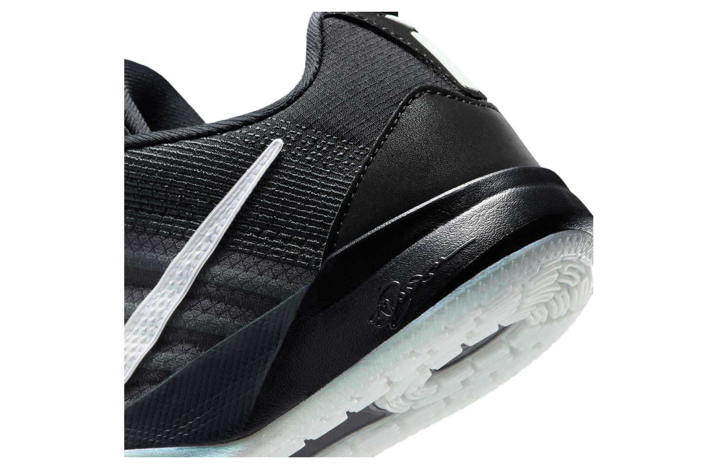 Nike Sabrina 3 GS Black / Grey