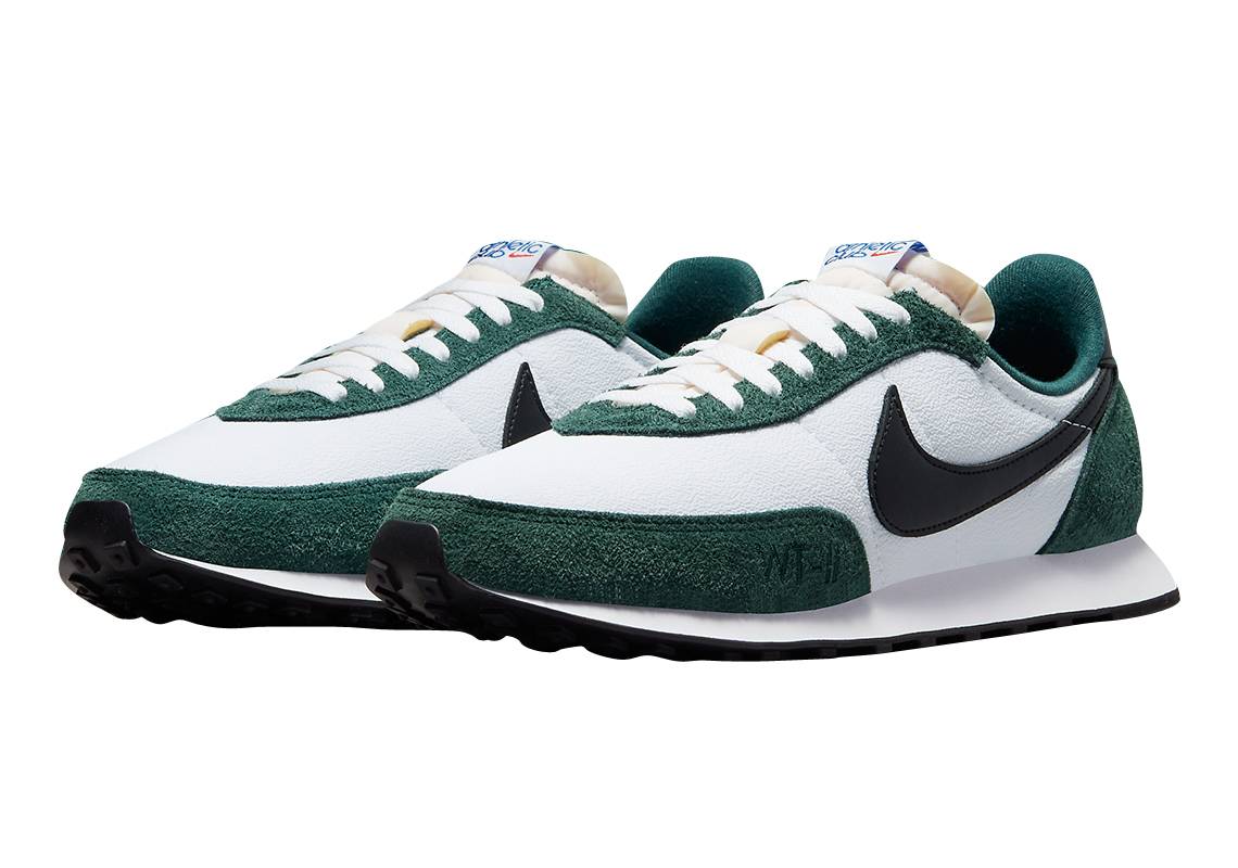 Nike Waffle Trainer 2 Athletic Club Green