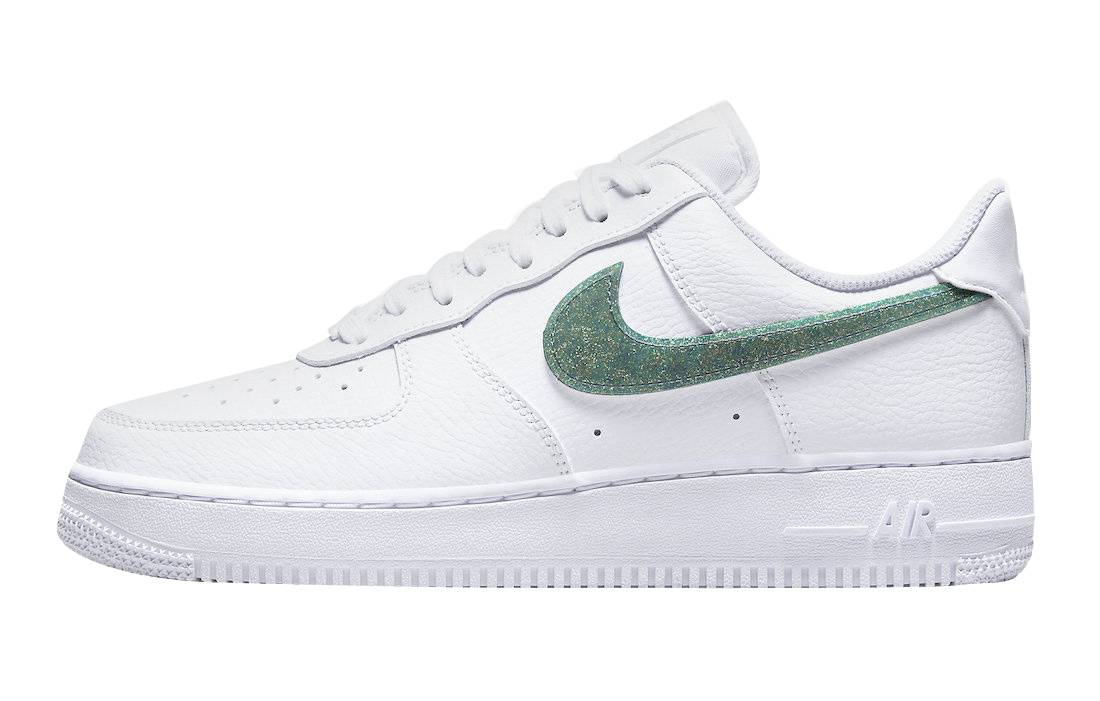 Nike WMNS Air Force 1 Low Glitter Swoosh Green