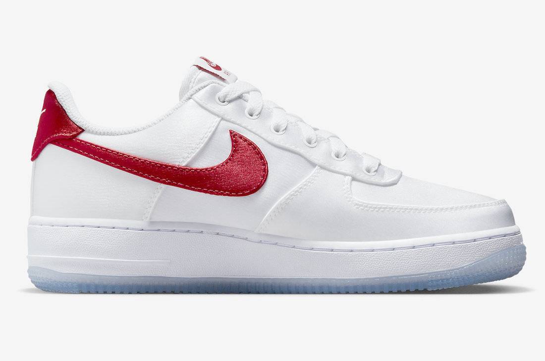 Nike WMNS Air Force 1 Low Satin White Red